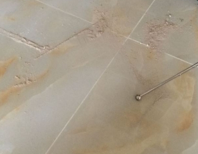 商丘瓷砖空鼓维修公司分享粘合剂选择不当在瓷砖铺贴过程中可能导致以下问题